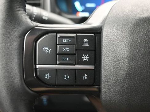 Used 2026 Ford F250 Platinum AWD/4WD image 7