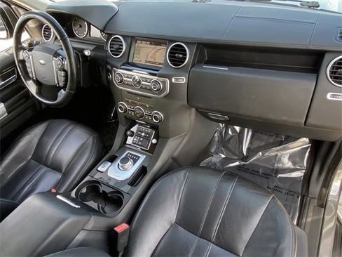 Used 2016 Land Rover LR4 HSE Silver Edition image 21