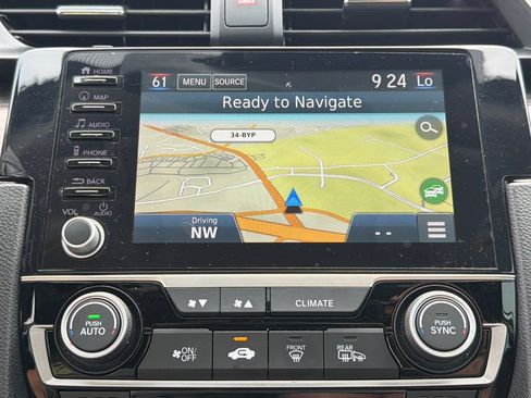 Used 2020 Honda Civic Touring image 28