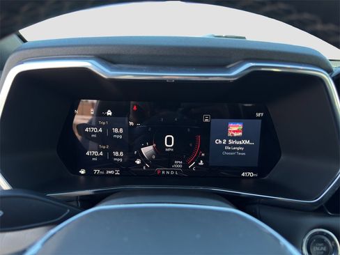 Used 2025 GMC Canyon Elevation image 11