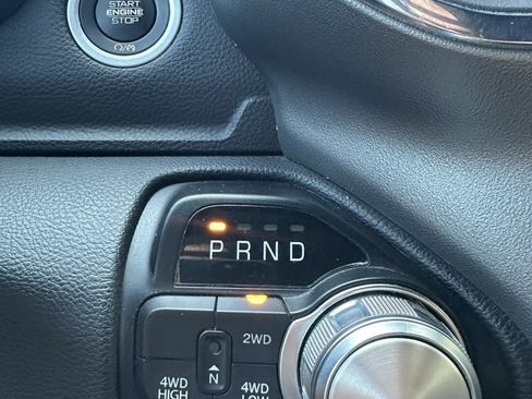 Used 2024 RAM 1500 Laramie image 27