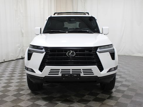 Used 2025 Lexus GX 550 w/ Accessory Package (2T) AWD/4WD image 52