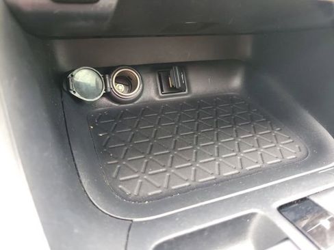 Used 2021 Toyota RAV4 XLE Premium FWD image 34