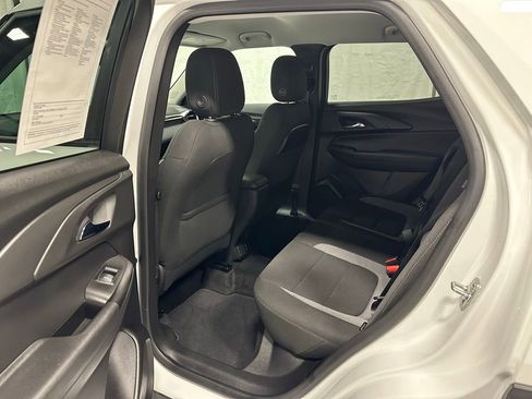 Used 2024 Chevrolet TrailBlazer LT w/ Convenience Package AWD/4WD image 42