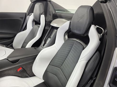 Used 2024 Chevrolet Corvette Stingray image 12