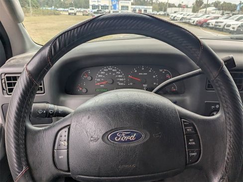 Used 2004 Ford F350 XL image 26