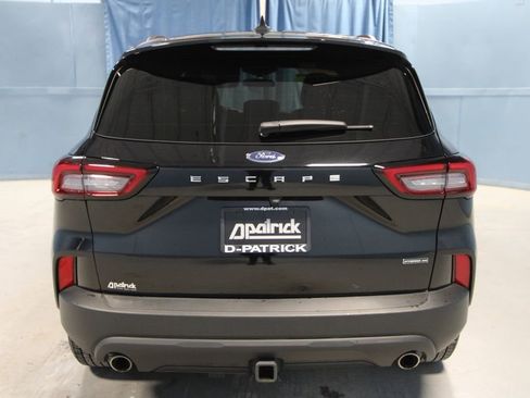 Used 2025 Ford Escape ST-Line Elite w/ Class II Trailer Tow Package image 27