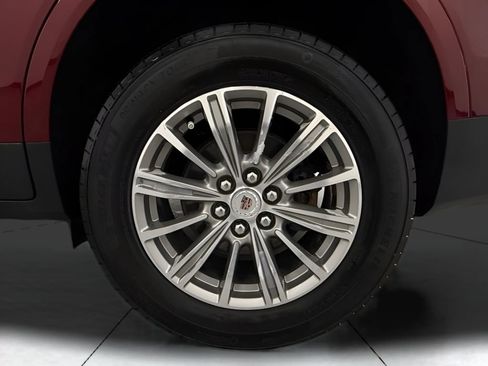 Used 2018 Cadillac XT5 Luxury w/ Driver Awareness Package FWD image 29