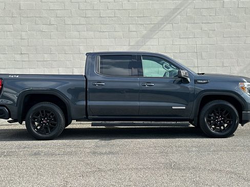Used 2022 GMC Sierra 1500 Elevation AWD/4WD image 3
