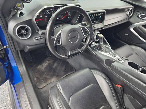 Used 2017 Chevrolet Camaro SS RWD image 24