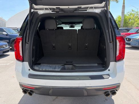 Used 2023 GMC Yukon AT4 w/ Technology Package AWD/4WD image 6