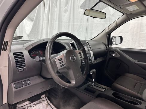 Used 2018 Nissan Frontier S RWD image 15
