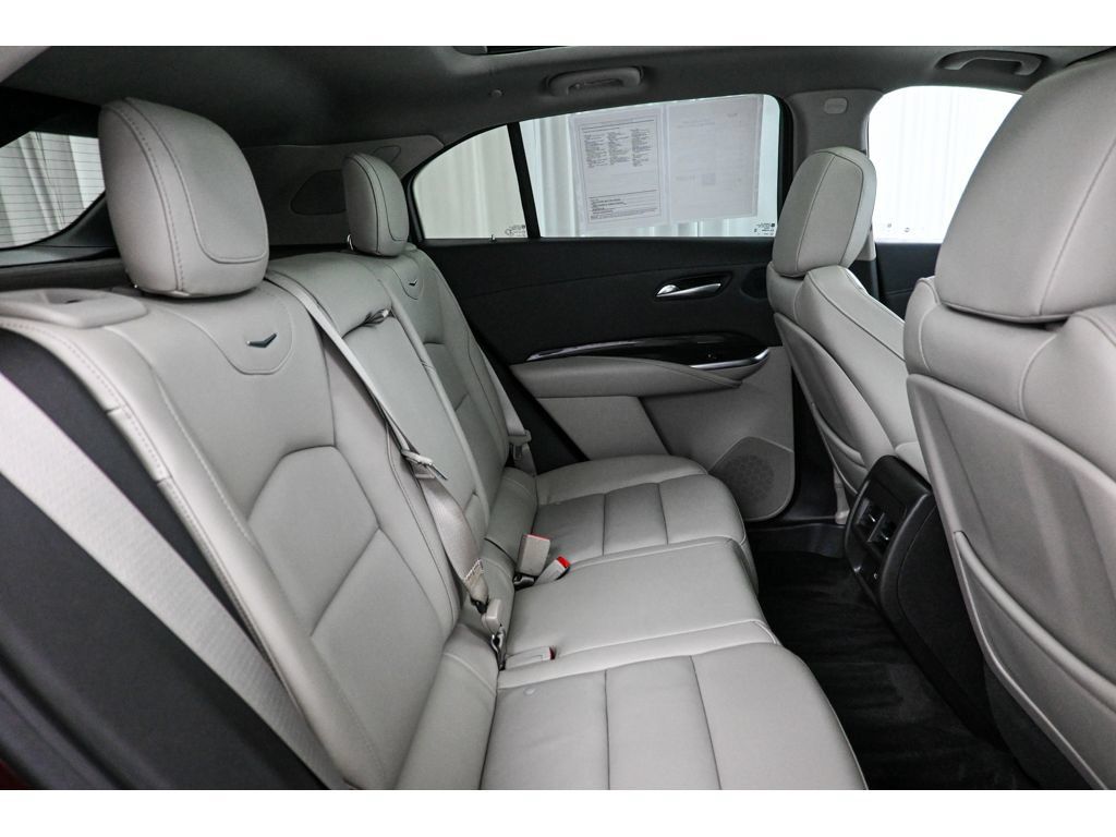 Certified 2023 Cadillac XT4 Premium Luxury AWD/4WD image 20