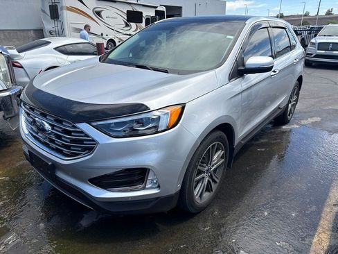 Used 2019 Ford Edge Titanium w/ Equipment Group 301A AWD/4WD image 2