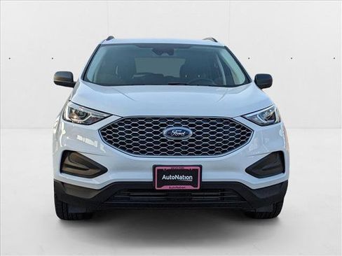 New 2024 Ford Edge SE image 6