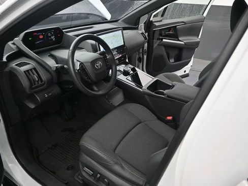 Used 2024 Toyota bZ4X AWD image 4