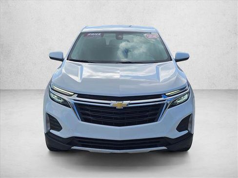 Used 2024 Chevrolet Equinox LT FWD image 2