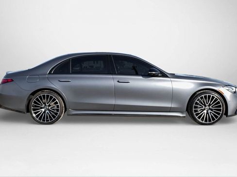 Used 2023 Mercedes-Benz S 580 4MATIC Sedan image 5