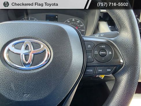 Used 2023 Toyota Corolla LE image 15