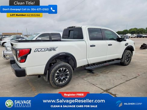 Used 2021 Nissan Titan PRO-4X w/ Pro-4x Convenience Package AWD/4WD image 4