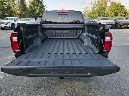 New 2025 GMC Canyon Elevation w/ Convenience Package image 14