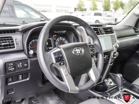 Used 2021 Toyota 4Runner SR5 Premium w/ Moonroof Package AWD/4WD image 26