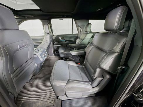 Used 2025 Ford Expedition Max Platinum w/ Stealth Performance Package AWD/4WD image 24