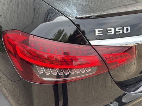 Used 2023 Mercedes-Benz E 350 Sedan image 34