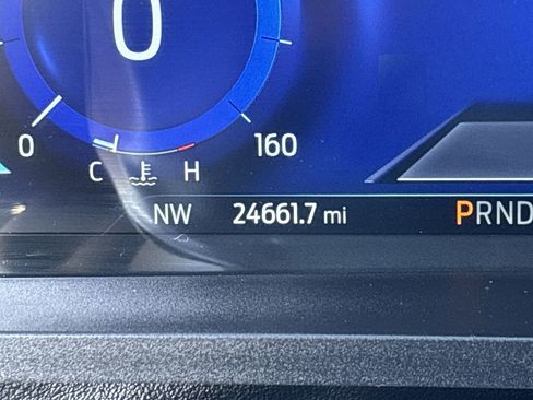 Used 2023 Ford Explorer Platinum w/ Technology Package image 36