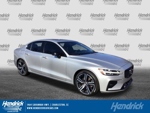 Certified 2022 Volvo S60 B5 R-Design w/ Protection Package Premier image 1