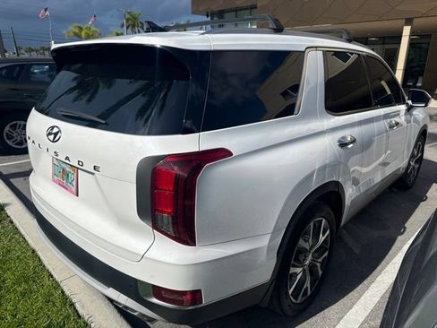 Used 2022 Hyundai Palisade SEL w/ Premium Package FWD image 5