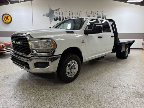 Used 2023 RAM 3500 Tradesman w/ Chrome Appearance Group RWD image 1