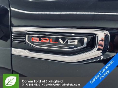 Used 2023 GMC Sierra 1500 SLT w/ SLT Premium Package image 8