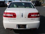 Used 2009 Lincoln MKZ image 4