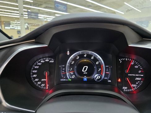 Used 2019 Chevrolet Corvette Stingray Coupe w/ Battery Protection Package RWD image 29