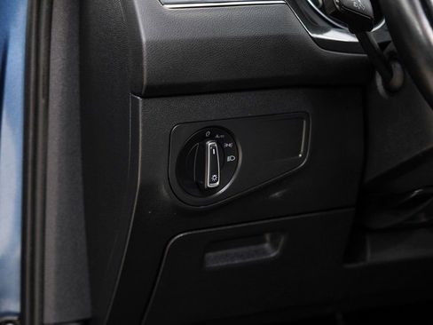 Used 2019 Volkswagen Tiguan SEL R-Line image 23