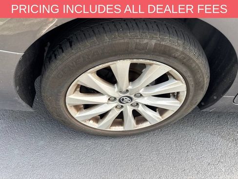 Used 2018 Toyota Camry LE FWD image 16
