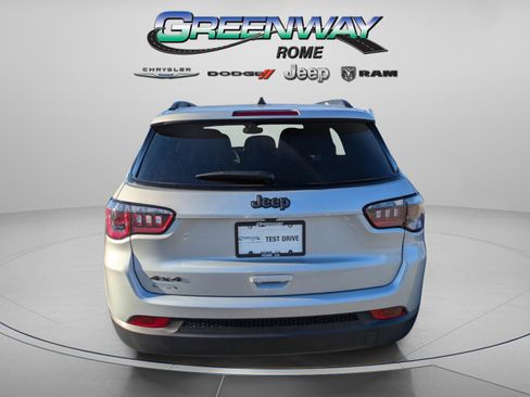 New 2026 Jeep Compass Latitude w/ Sun and Sound Group AWD/4WD image 6