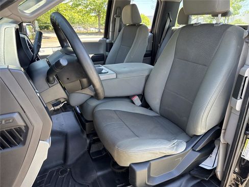 Used 2016 Ford F150 XL w/ Equipment Group 101A Mid AWD/4WD image 12
