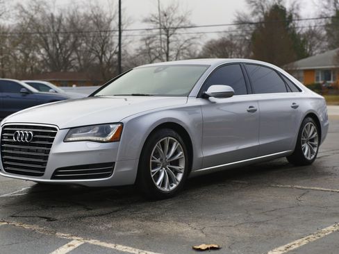 Used 2013 Audi A8 L 3.0T image 3