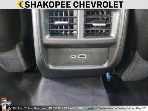 Used 2024 Cadillac XT4 Premium Luxury image 11