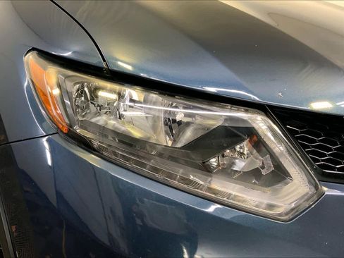 Used 2015 Nissan Rogue SL image 12