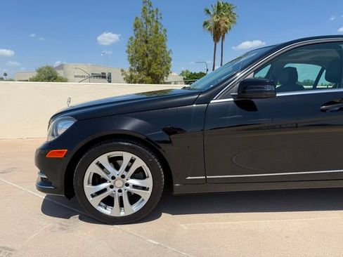 Used 2012 Mercedes-Benz C 300 4MATIC Sedan w/ Premium 1 Pkg image 9