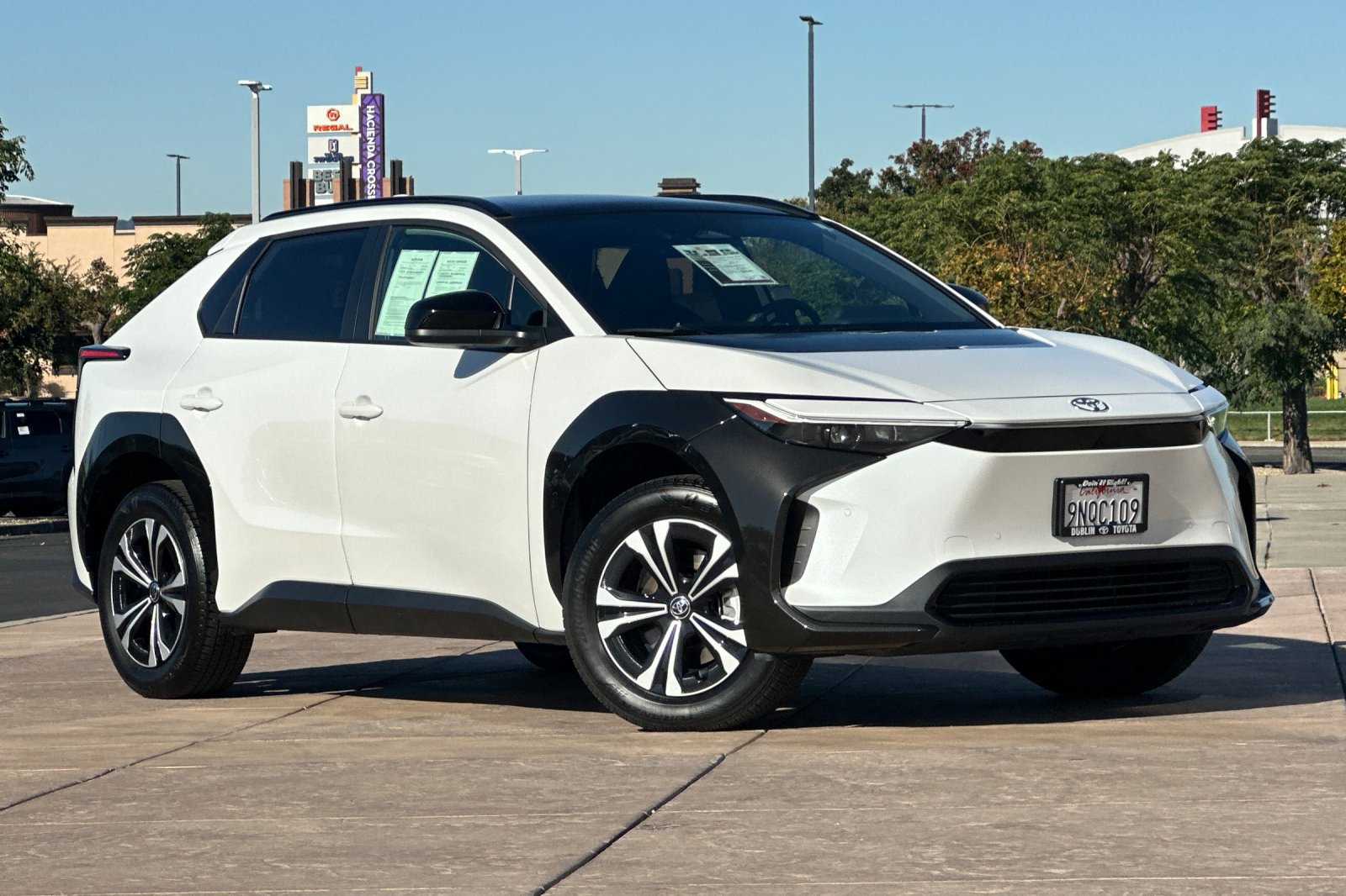 Used 2024 Toyota bZ4X AWD w/ Weather Package image 2