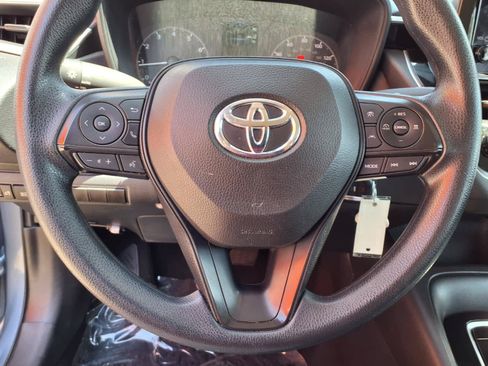 Used 2024 Toyota Corolla LE FWD image 19