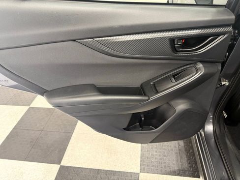 Used 2021 Subaru Crosstrek 2.0i Premium image 17