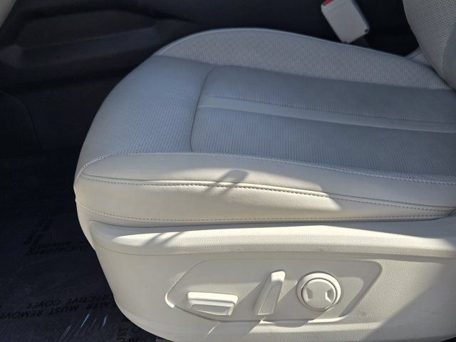 Certified 2025 Kia Sorento EX FWD image 24