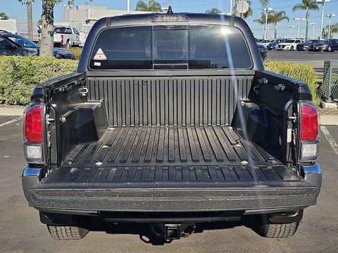Used 2023 Toyota Tacoma TRD Off-Road image 10