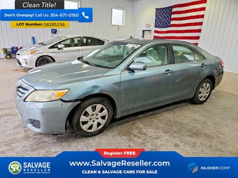 Used 2011 Toyota Camry LE FWD image 1