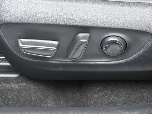 Used 2023 Toyota RAV4 XLE Premium AWD/4WD image 10